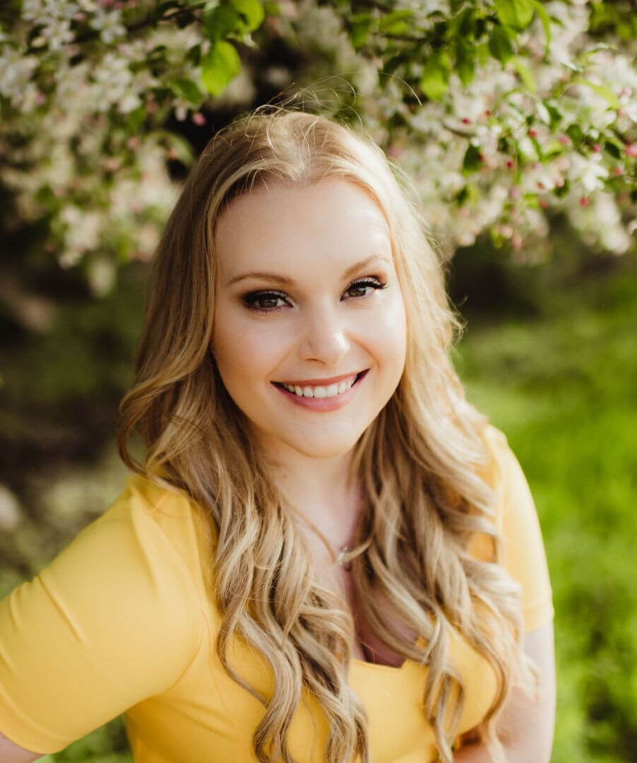 image of Greta Kelly, Author of the Warrior Witch duology and The Queen of Days&mdash;a LitJoy To Bee Read Book Box Subscription option