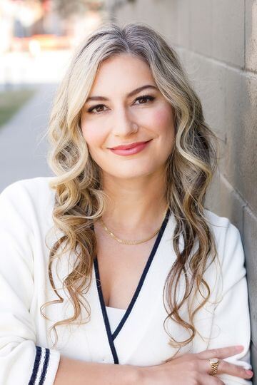 Natalie Sue Headshot