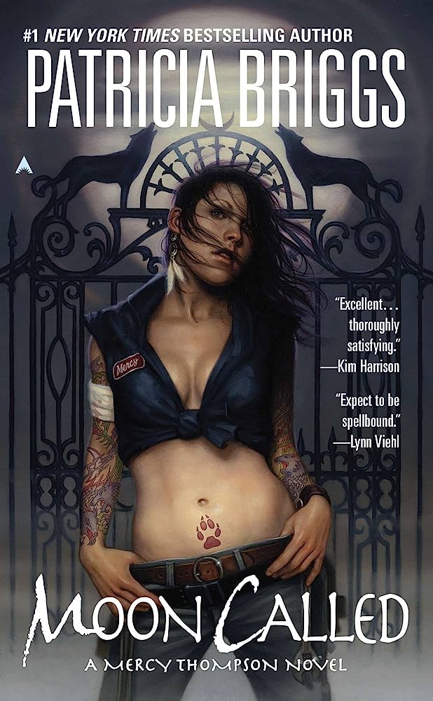 Book cover of Moon Called book 1 of Mercy Thompson series by Patricia Briggs